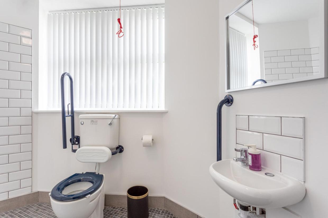 Dusties Hotel Rotherham Ngoại thất bức ảnh