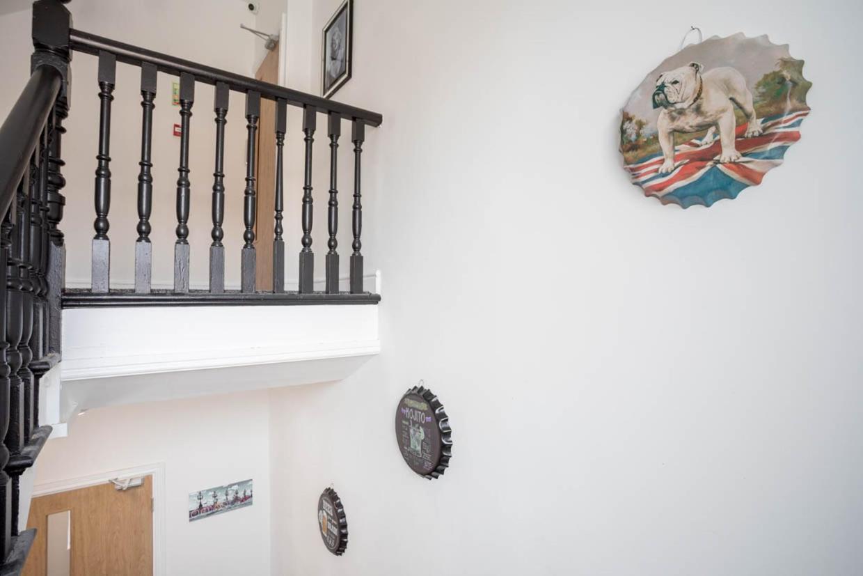 Dusties Hotel Rotherham Ngoại thất bức ảnh